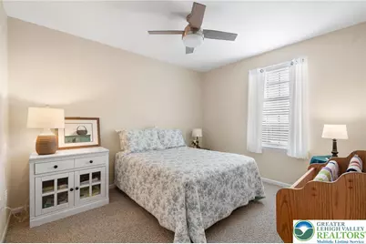 2869 Whitemarsh Place, Lower Macungie Twp, PA 18062 - Photo 11