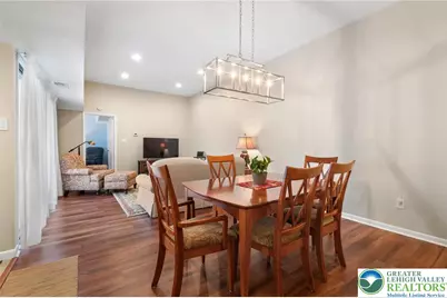 2869 Whitemarsh Place, Lower Macungie Twp, PA 18062 - Photo 5