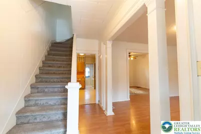 2420 Sycamore Street, Wilson, PA 18042 - Photo 3