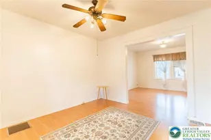 2420 Sycamore St, Wilson, PA 18042 - Photo 7