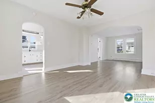 25 N 5th St, Bangor, PA 18013 - Photo 5