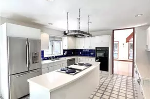 452 Sugar Maple Ct, Hanover Twp, PA 18017 - Photo 13