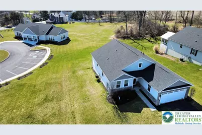 4220 Cypress Lane, Whitehall Township, PA 18052 - Photo 23