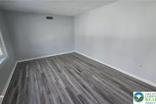 1217 Birchwood Dr, Hanover Twp, PA 18017 - Photo 3