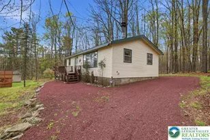 173 Bushkill Dr, Tobyhanna Twp, PA 18347 - Photo 3