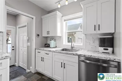 4205 Roosevelt Street, Whitehall, PA 18052 - Photo 9