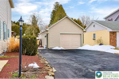 4205 Roosevelt Street, Whitehall, PA 18052 - Photo 21