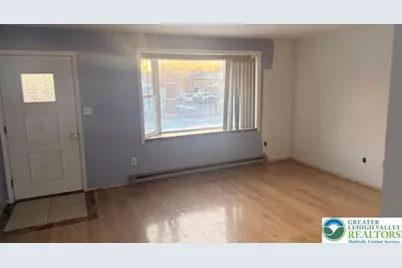 4059 Mauch Chunk, North Whitehall Twp, PA 18037 - Photo 17