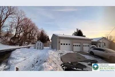 4059 Mauch Chunk, North Whitehall Twp, PA 18037 - Photo 9