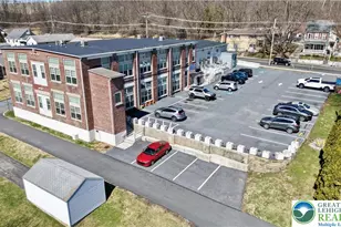 374 W Main St, Bath, PA 18014 - Photo 33