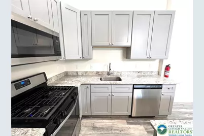 374 W Main Street #203, Bath Boro, PA 18014 - Photo 5