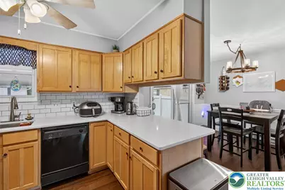 2716 Division Street, Palmer Twp, PA 18045 - Photo 11