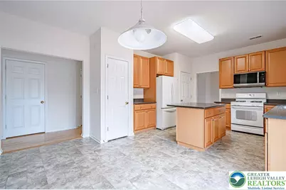 7120 Tuscany Drive, Lower Macungie Township, PA 18062 - Photo 23