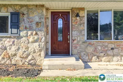 1246 N 22nd Street, South Whitehall Township, PA 18104 - Photo 3