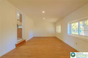 1246 N 22nd St, South Whitehall Township, PA 18104 - Photo 11