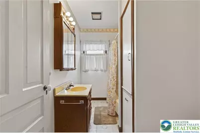 671 Franklin Avenue, Palmerton Boro, PA 18071 - Photo 37