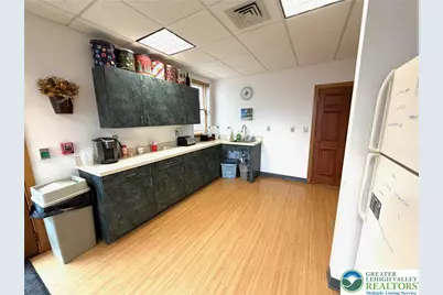 22 S 2nd #1st floor, Emmaus, PA 18049 - Photo 7