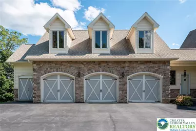 6410 Sweetbriar Lane, Upper Milford Township, PA 18092 - Photo 3