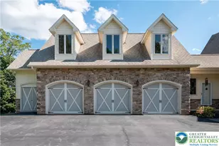 6410 Sweetbriar Ln, Upper Milford Township, PA 18092 - Photo 3