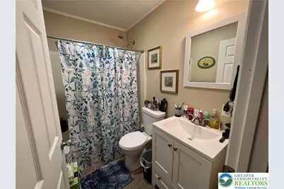 246 N Courtland, East Stroudsburg, PA 18301 - Photo 9