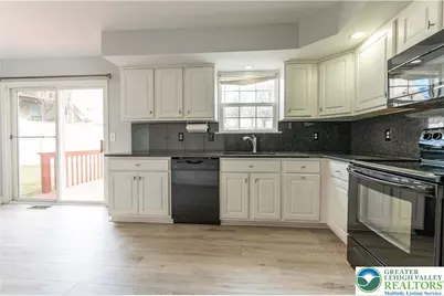 2627 Tamlynn Court, Palmer Twp, PA 18045 - Photo 11