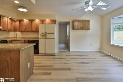 4059 Wedgewood Road, South Whitehall Township, PA 18104 - Photo 9