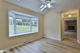 4059 Wedgewood Rd, South Whitehall Township, PA 18104 - Photo 13