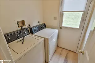 4059 Wedgewood Rd, South Whitehall Township, PA 18104 - Photo 31