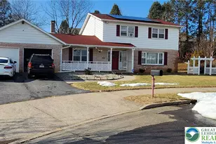 1137 Lynnhurst Pl, Bethlehem, PA 18017 - Photo 1