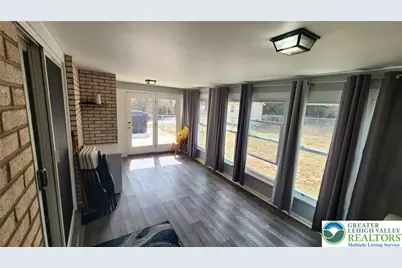 1137 Lynnhurst Place, Bethlehem, PA 18017 - Photo 3