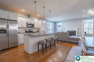 2115 Huntington Ln, Easton, PA 18040 - Photo 7