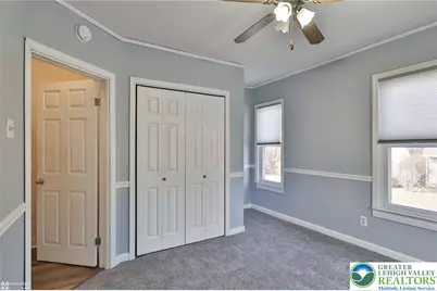 2045 Kenmore Avenue, Bethlehem City, PA 18018 - Photo 37