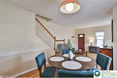 2045 Kenmore Avenue, Bethlehem City, PA 18018 - Photo 11