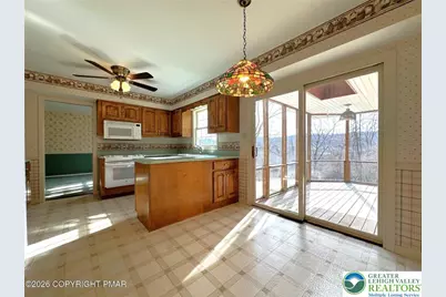 348 Wedgewood Drive, Palmer Twp, PA 18045 - Photo 11