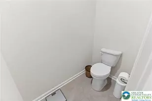 7903 Keystone Dr, Upper Macungie Township, PA 18031 - Photo 25