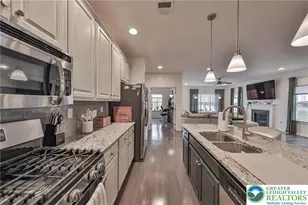 14 Reserve Dr, Butler Twp, PA 18222 - Photo 5