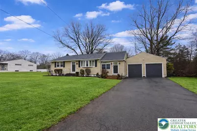 1385 W Macada Road, Hanover Twp, PA 18017 - Photo 1