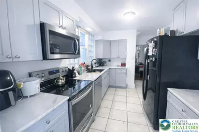 274 E Elm Street, Allentown City, PA 18109 - Photo 5