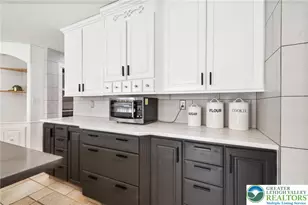 2230 Greenwood Rd, Salisbury Township, PA 18103 - Photo 9