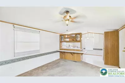 5475 Hamilton Boulevard #7, Lower Macungie Township, PA 18106 - Photo 5