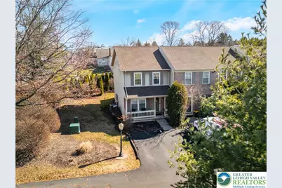 579 Ponds Edge Lane, Upper Macungie Township, PA 18104 - Photo 3