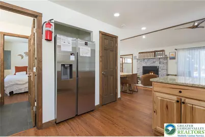 2206 Chatham Court, Middle Smithfield, PA 18324 - Photo 7