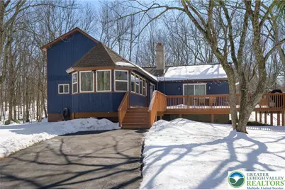 2206 Chatham Court, Middle Smithfield, PA 18324 - Photo 1