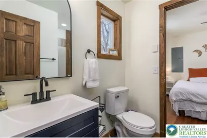 2206 Chatham Court, Middle Smithfield, PA 18324 - Photo 17