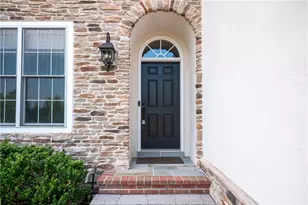 1970 Carriage Knoll Dr, Bethlehem City, PA 18015 - Photo 5