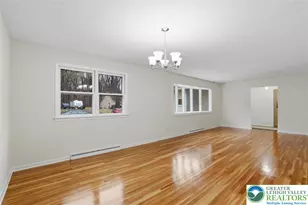 3225 Harmor Ln, Hanover Twp, PA 18017 - Photo 9