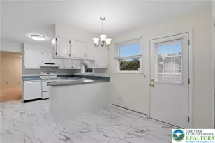 3225 Harmor Ln, Hanover Twp, PA 18017 - Photo 15