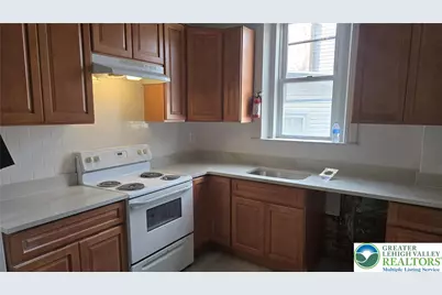 213 Broad Street, Tamaqua, PA 18252 - Photo 5