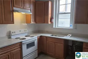 213 Broad St, Tamaqua, PA 18252 - Photo 5