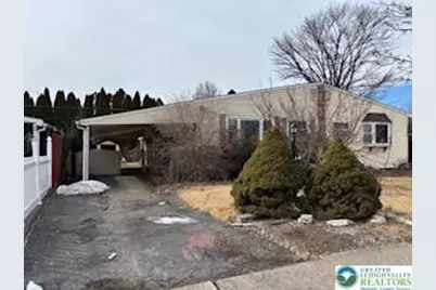 1527 Livingston Street, Bethlehem, PA 18017 - Photo 1